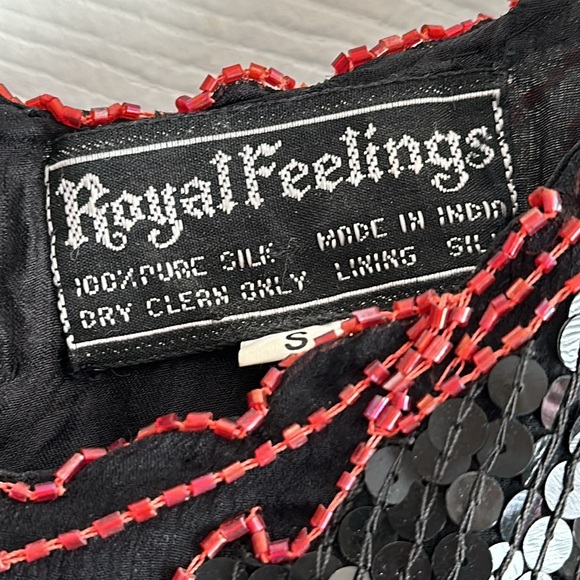 Royal Feelings Sz Small Sequined Silk Blouse - Picture 2 of 6